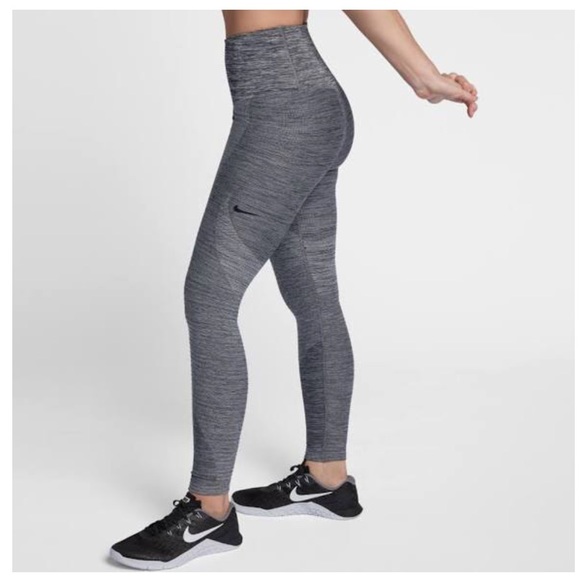 nike power sculpt leggings